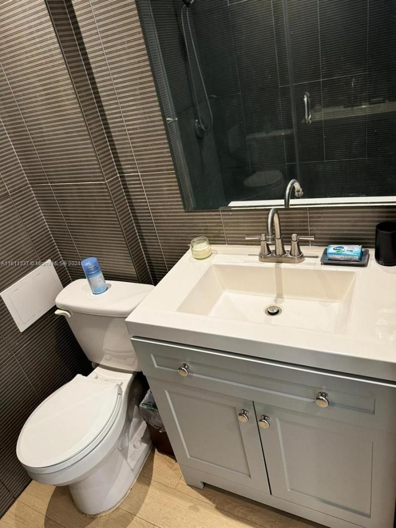 642 Michigan Ave, Unit 6, Miami Beach, FL 33139 Photo