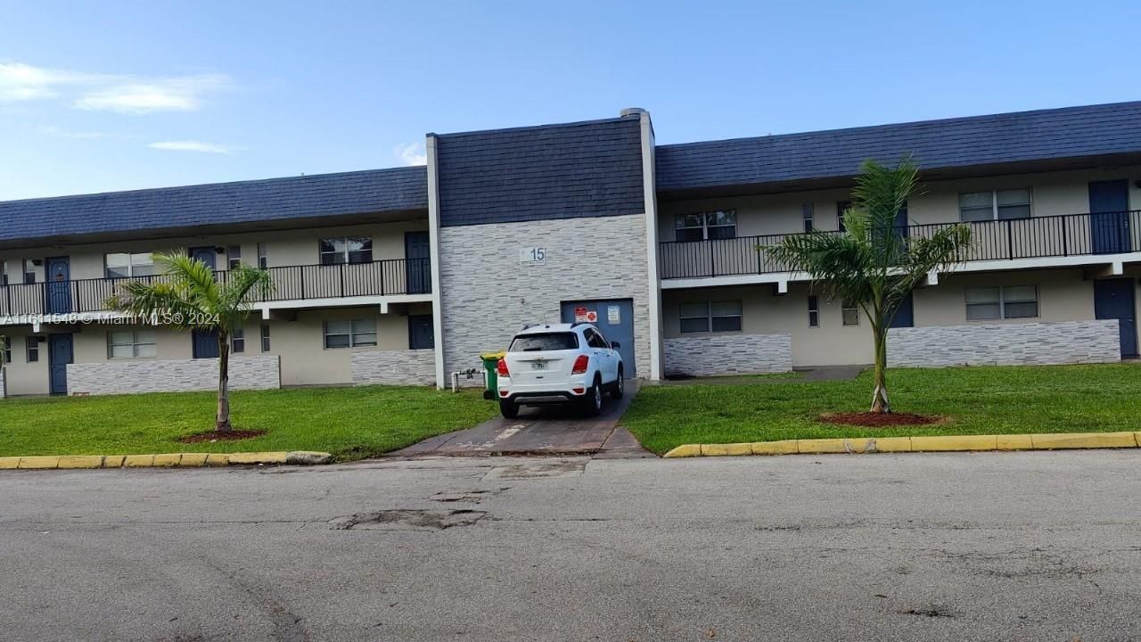 7925 S Colony Cir S, Unit 210, Tamarac, FL 33321 Photo