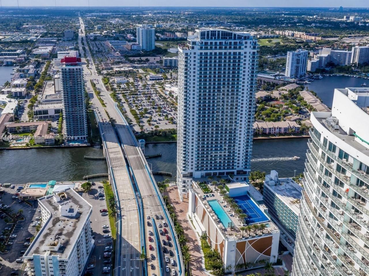 Please Call For Address, Unit R1401, Hollywood, FL 33019 Photo