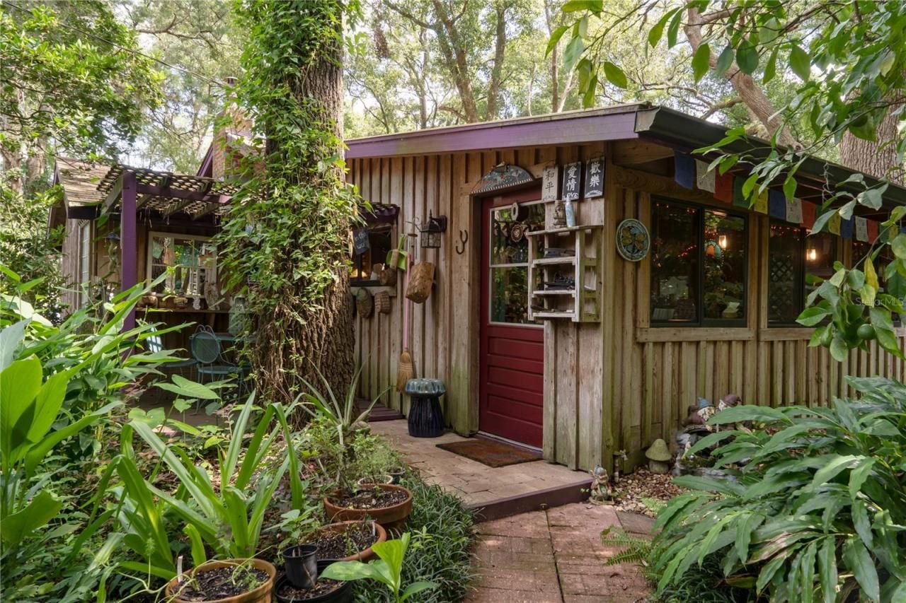 250 W West Lake Drive, Hawthorne, FL 32640 Photo