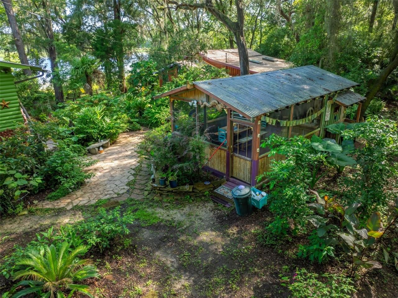 250 W West Lake Drive, Hawthorne, FL 32640 Photo