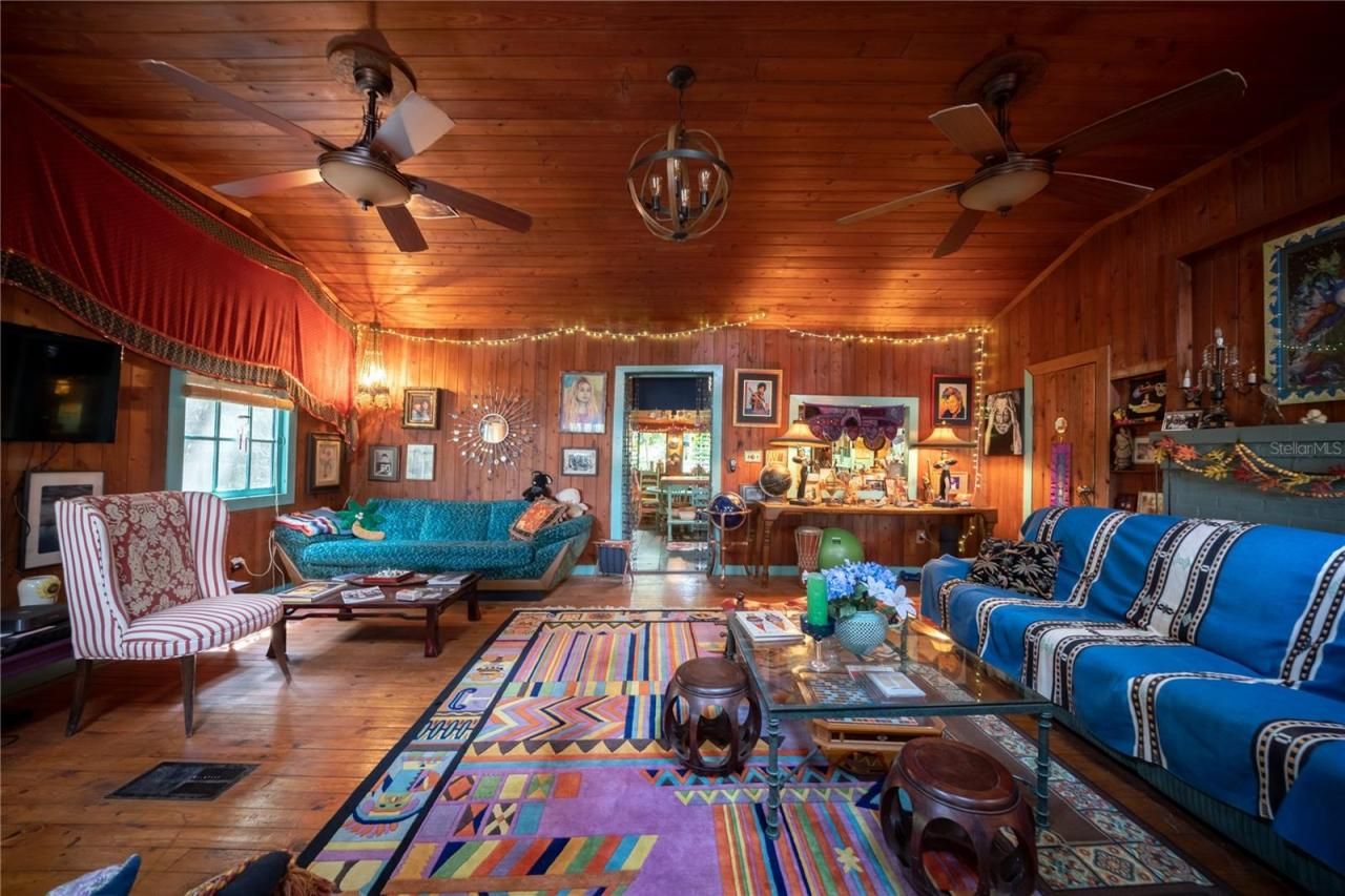 250 W West Lake Drive, Hawthorne, FL 32640 Photo