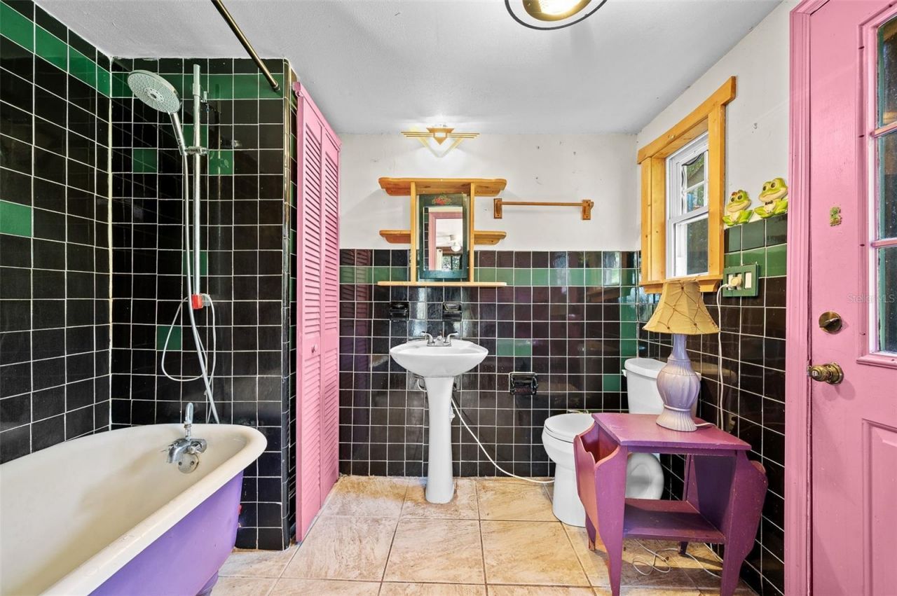 250 W West Lake Drive, Hawthorne, FL 32640 Photo