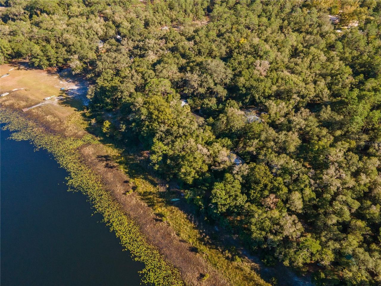 250 W West Lake Drive, Hawthorne, FL 32640 Photo