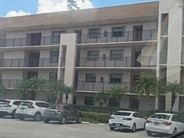 10145 sunrise Lakes Blvd, Unit 405, Sunrise, FL 33322