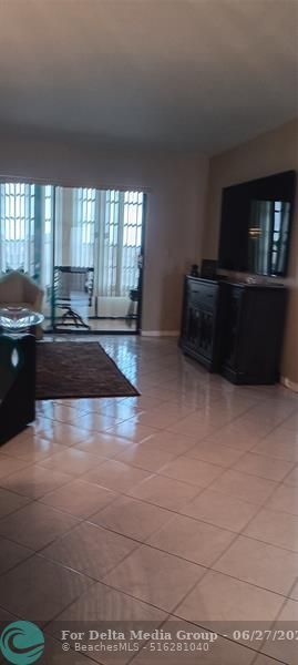 10145 Sunrise Lakes Blvd, Unit 405, Sunrise, FL 33322 Photo