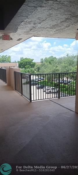 10145 Sunrise Lakes Blvd, Unit 405, Sunrise, FL 33322 Photo