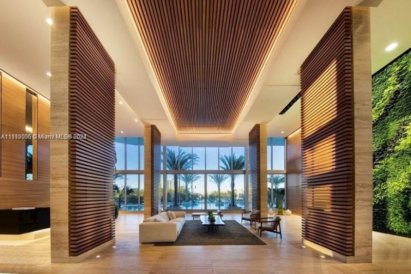 16385 Biscayne Blvd, Unit 1418, North Miami Beach, FL 33160 Photo