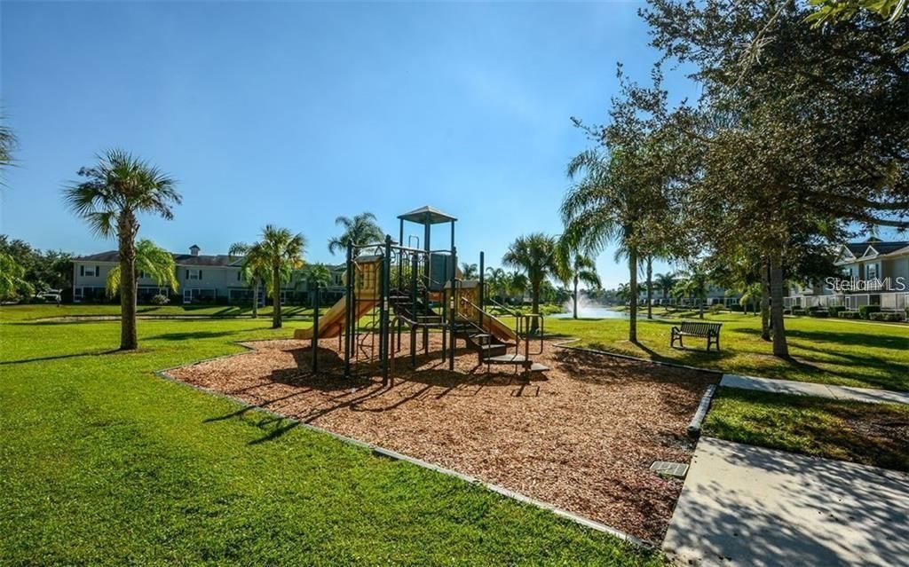 7685 Plantation Circle, Unit B, University Park, FL 34201 Photo