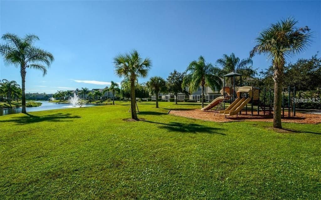 7685 Plantation Circle, Unit B, University Park, FL 34201 Photo