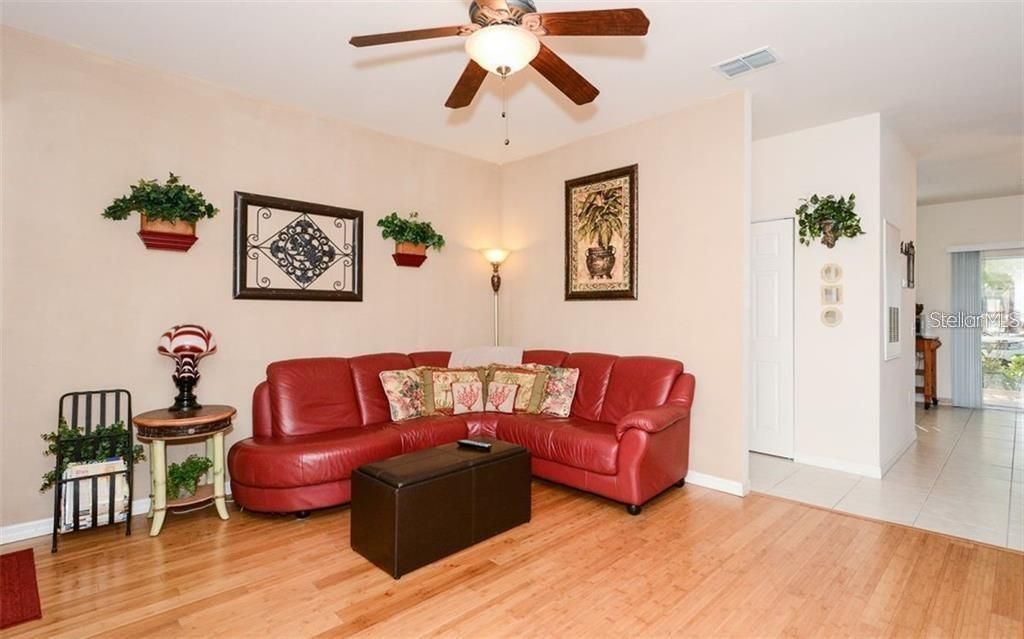 7685 Plantation Circle, Unit B, University Park, FL 34201 Photo