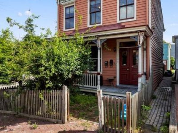 2100 E BROAD STREET, RICHMOND, VA 23223