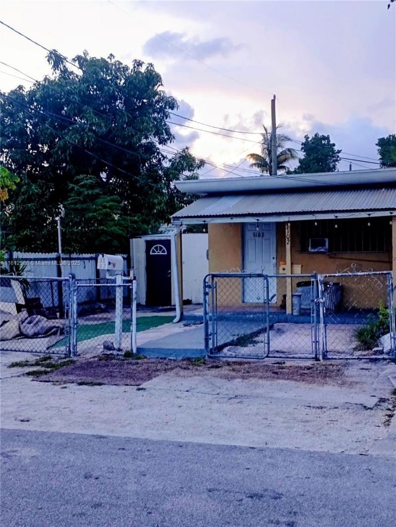 Please Call For Address, Miami, FL 33147 Photo