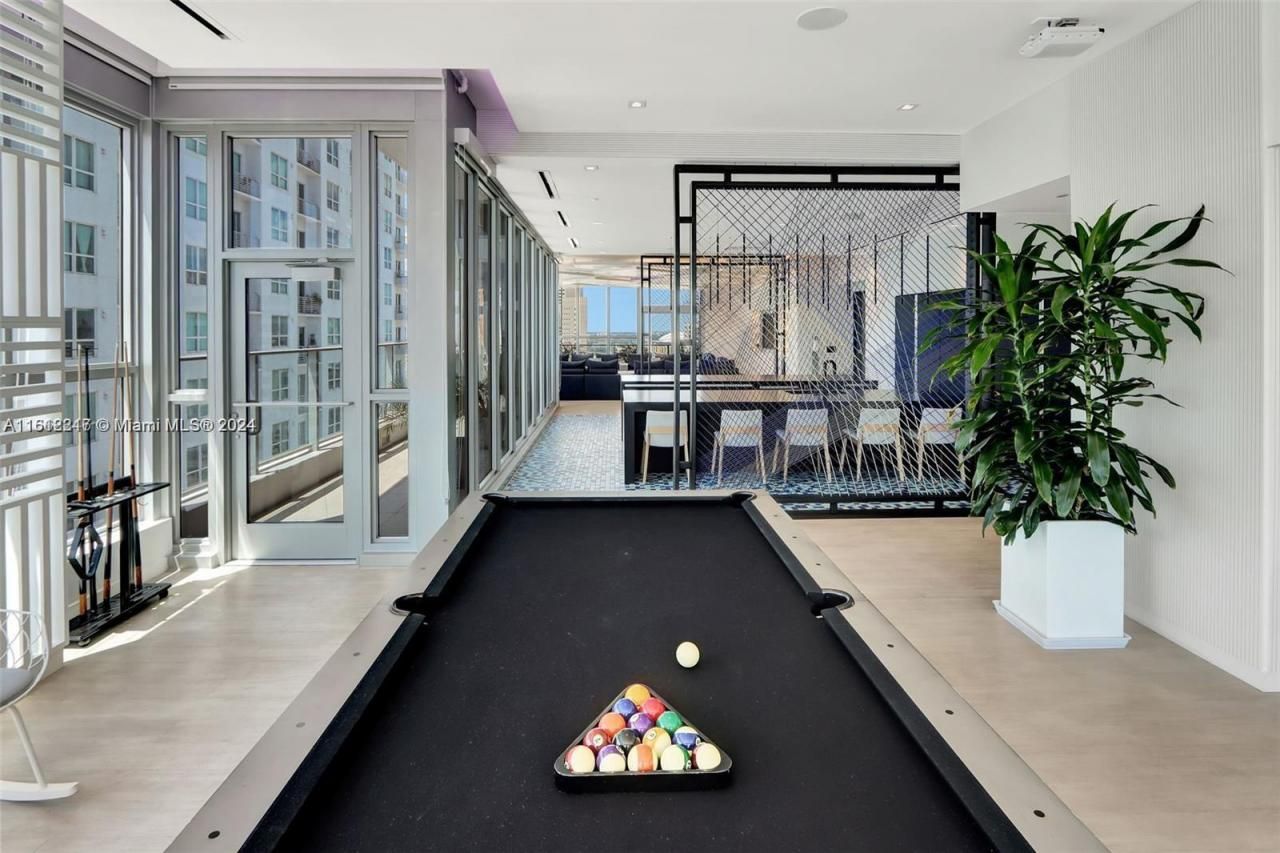 227 NE 2nd St, Unit 2112, Miami, FL 33132 Photo