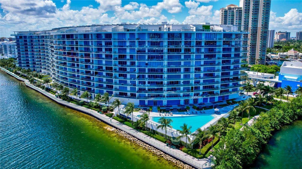 3300 NE 188 St., Unit 611, Aventura, FL 33180 Photo