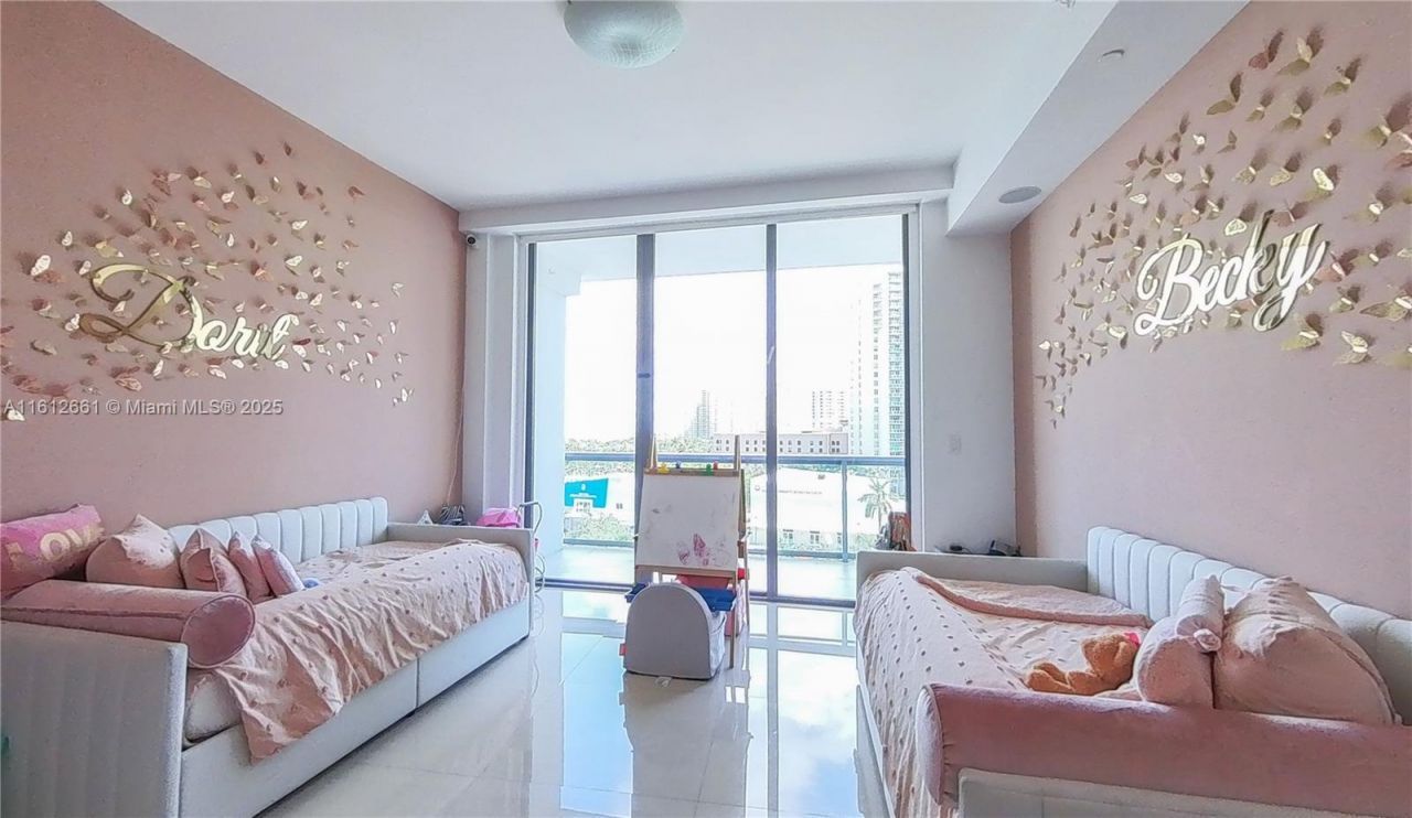 3300 NE 188 St., Unit 611, Aventura, FL 33180 Photo