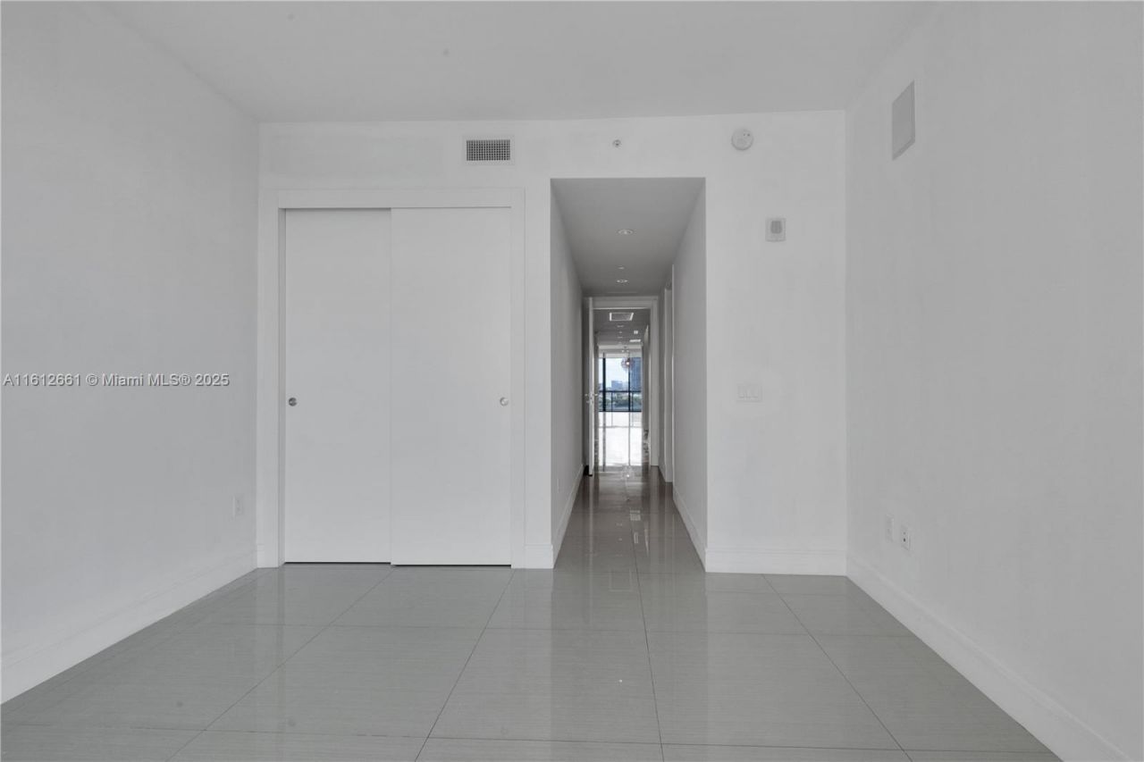 3300 NE 188 St., Unit 611, Aventura, FL 33180 Photo