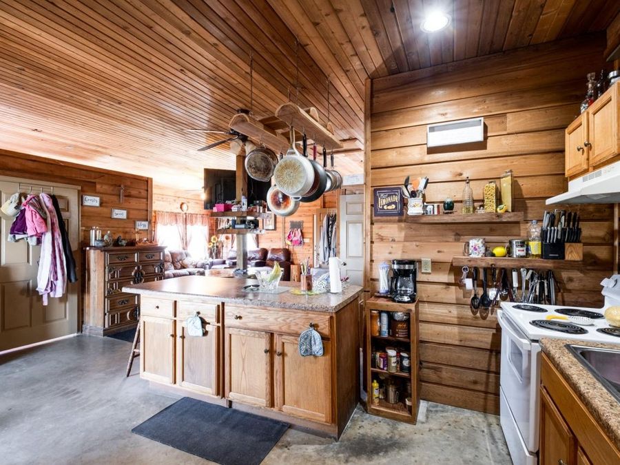 Property Image 28