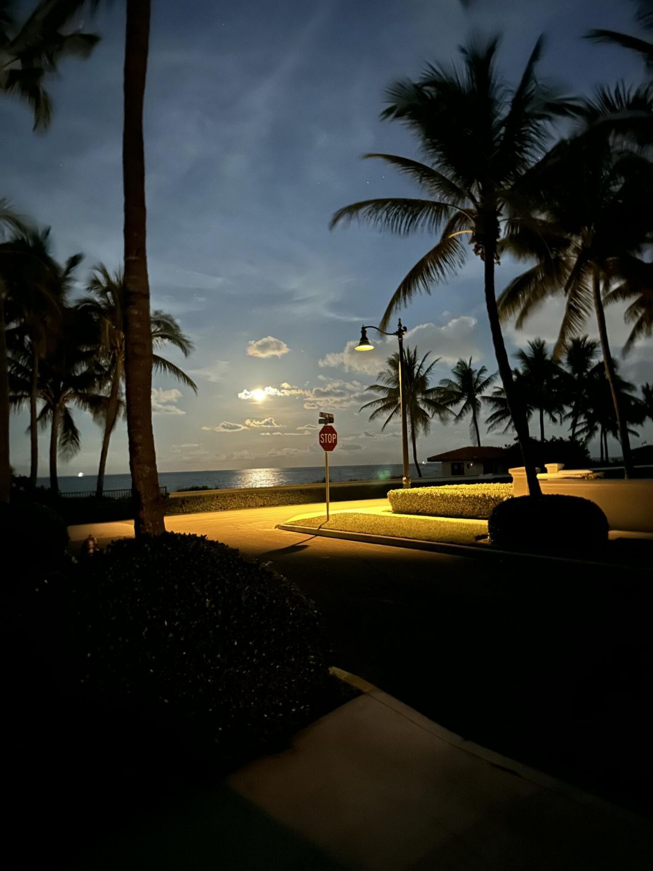 200 N Ocean Boulevard, Unit 1, Palm Beach, FL 33480 Photo