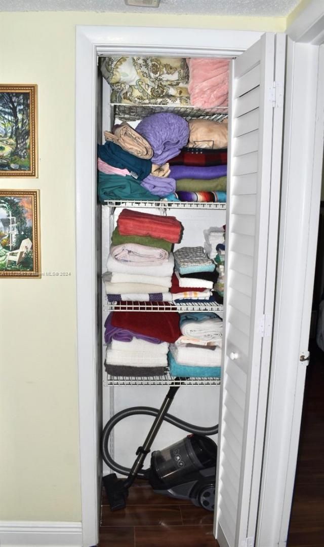 5300 Washington St, Unit D309, Hollywood, FL 33021 Photo