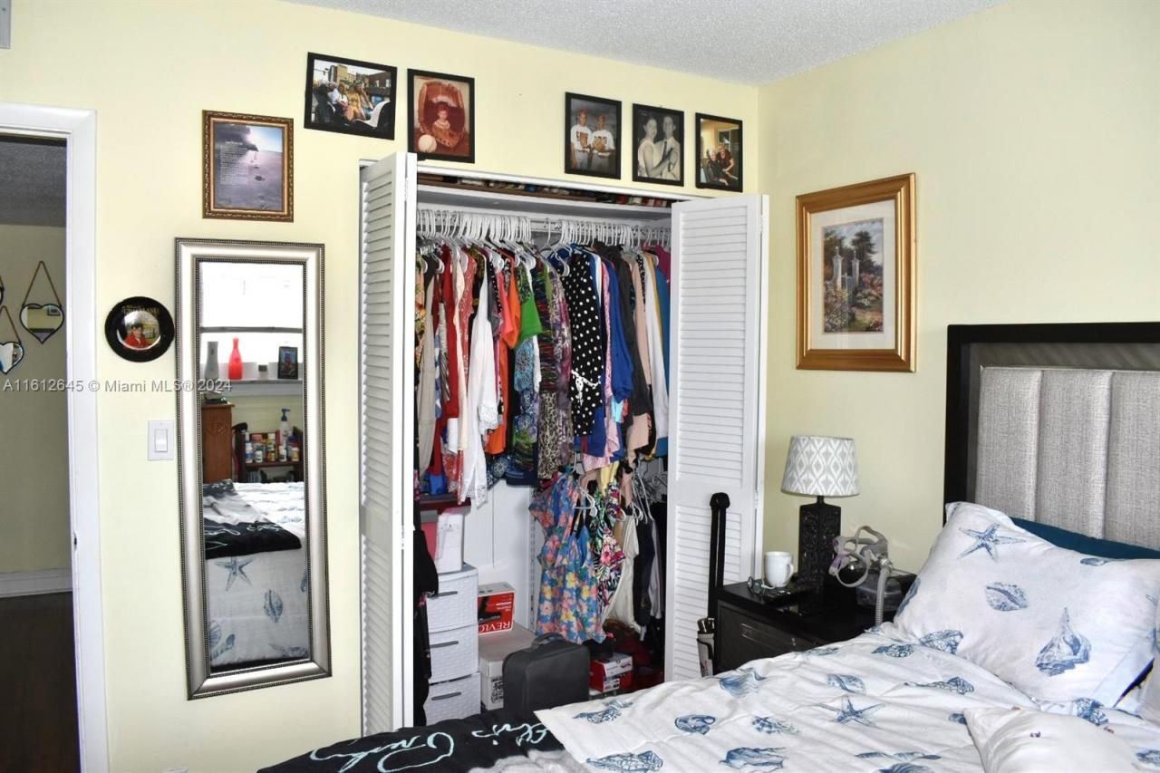 5300 Washington St, Unit D309, Hollywood, FL 33021 Photo