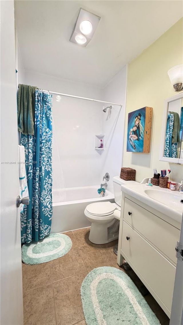 5300 Washington St, Unit D309, Hollywood, FL 33021 Photo