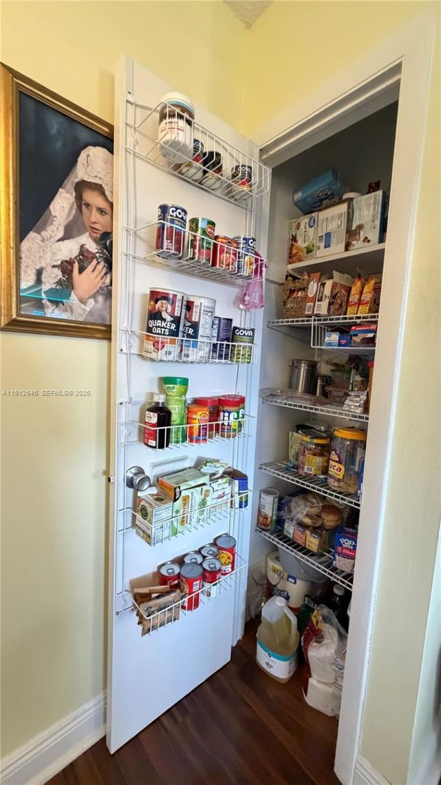 5300 Washington St, Unit D309, Hollywood, FL 33021 Photo