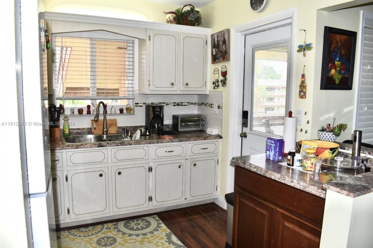 5300 Washington St, Unit D309, Hollywood, FL 33021 Photo