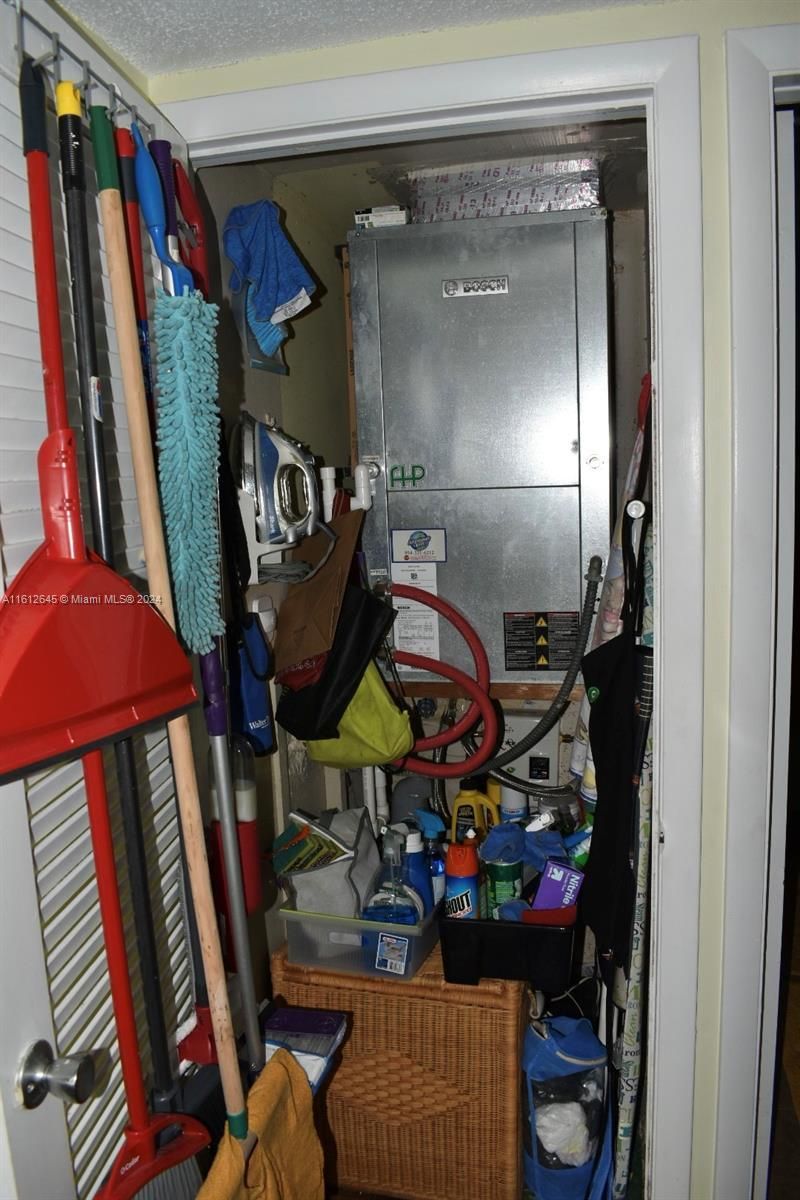 5300 Washington St, Unit D309, Hollywood, FL 33021 Photo