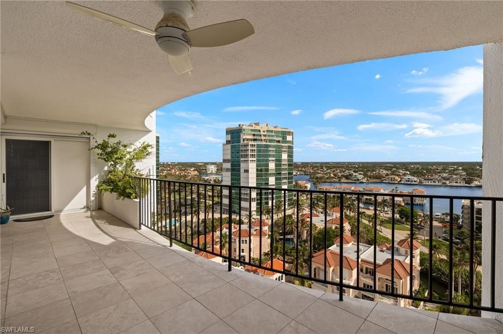 3951 Gulf Shore Blvd N, Unit PH 2C, Naples, FL 34103 Photo