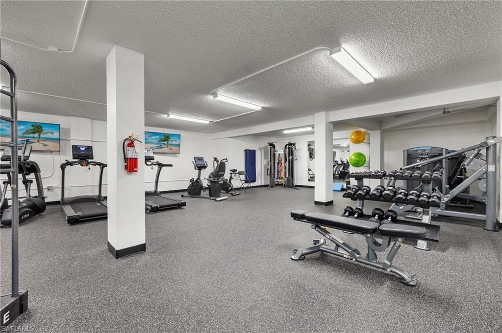 3951 Gulf Shore Blvd N, Unit PH 2C, Naples, FL 34103 Photo