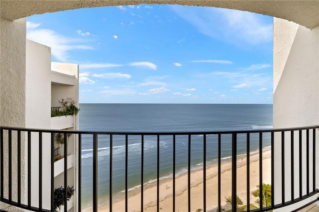 3951 Gulf Shore Blvd N, Unit PH 2C, Naples, FL 34103 Photo