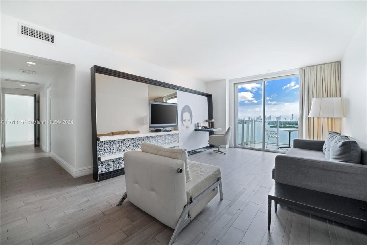 1100 West Ave, Unit 1626, Miami Beach, FL 33139 Photo
