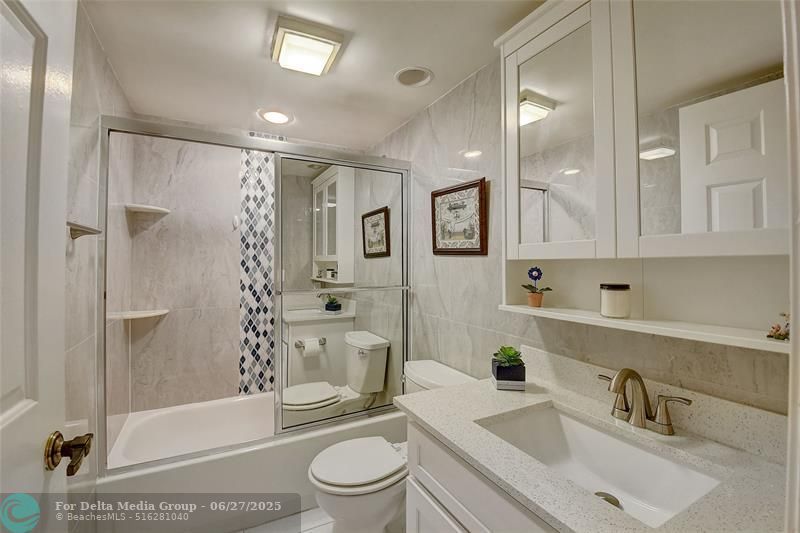 6422 Aspen Glen Circle, Unit 206, Boynton Beach, FL 33437 Photo