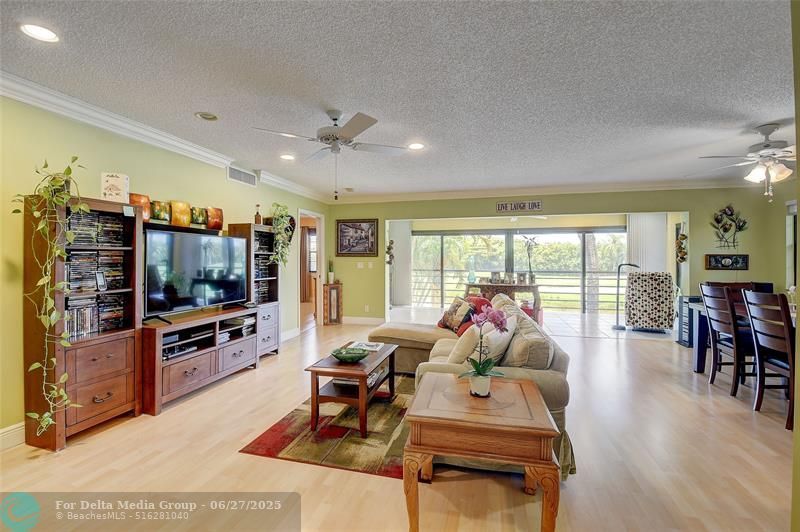 6422 Aspen Glen Circle, Unit 206, Boynton Beach, FL 33437 Photo