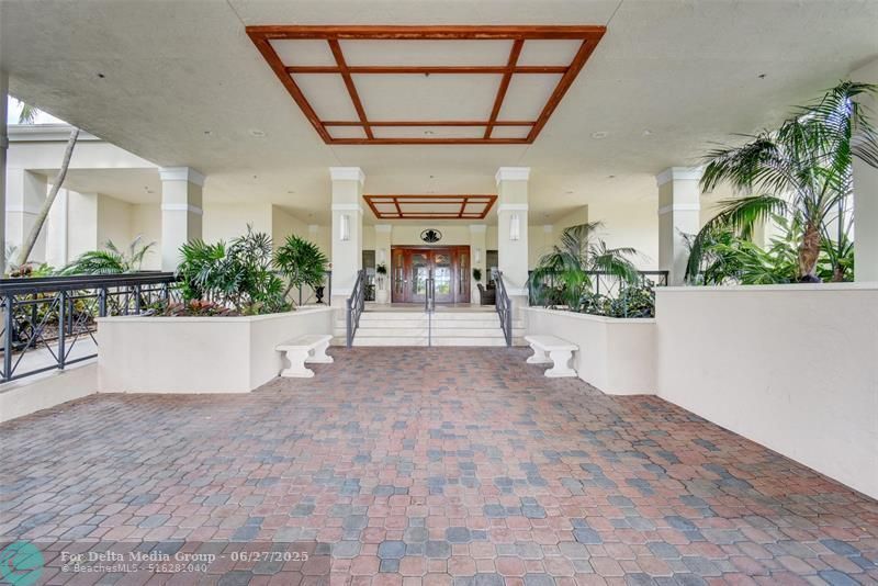 6422 Aspen Glen Circle, Unit 206, Boynton Beach, FL 33437 Photo