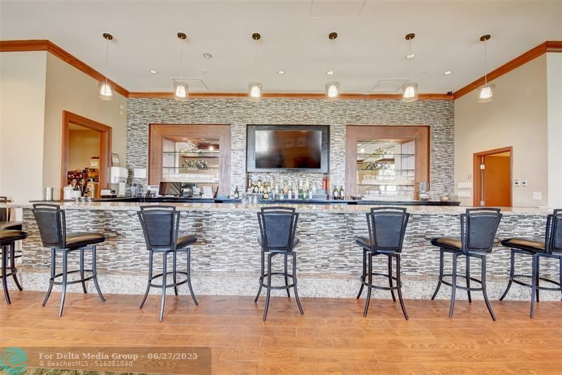 6422 Aspen Glen Circle, Unit 206, Boynton Beach, FL 33437 Photo