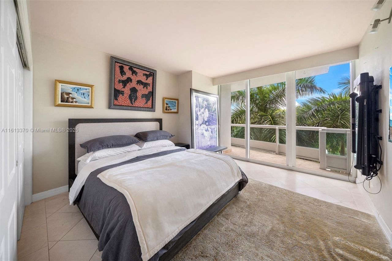 1643 Brickell Ave, Unit 704, Miami, FL 33129 Photo