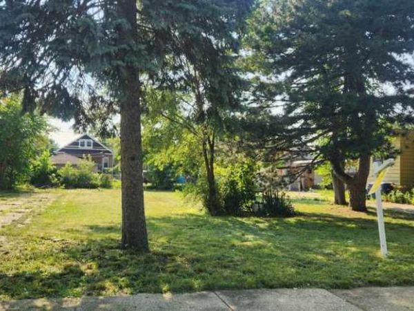 1420 S 21st Avenue, Maywood, IL 60153