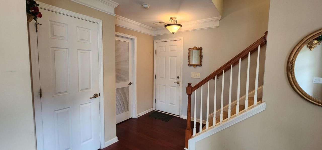 9120 Parlor Drive Photo 8