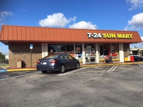 7811 W Sample Rd, Coral Springs, FL 33065