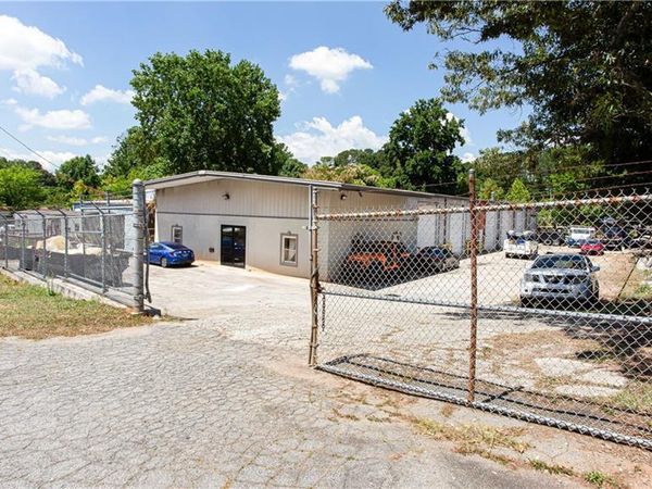 5810 Powell Drive, Mableton, GA 30126