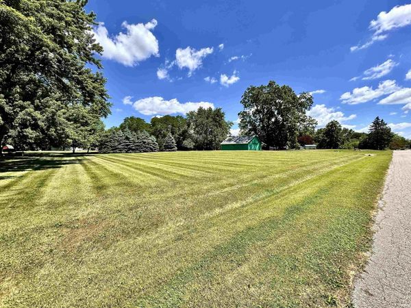 2572 W Ridge Road, Peru, IN 46970
