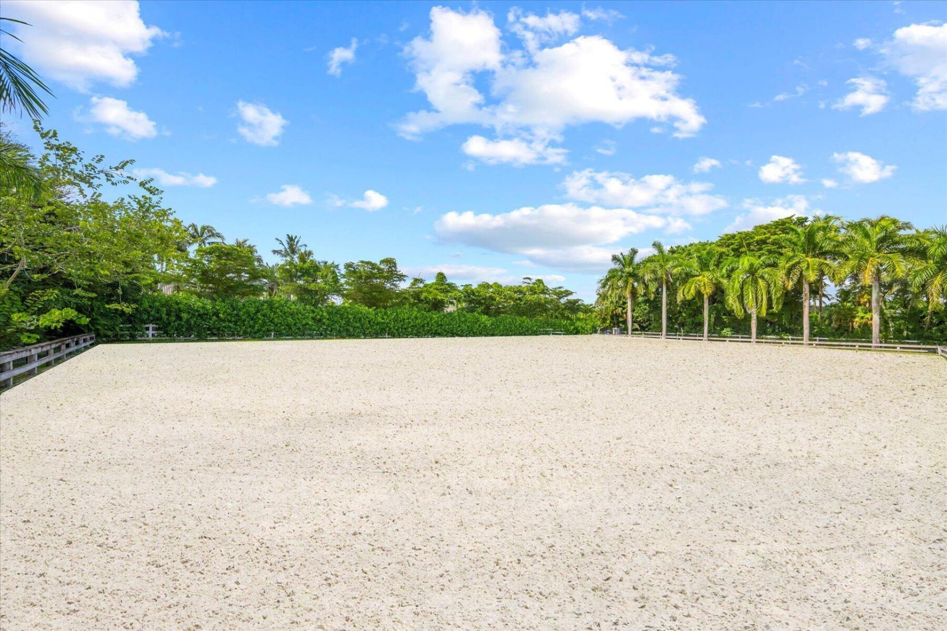 2439 Appaloosa Trail, Wellington, FL 33414 Photo