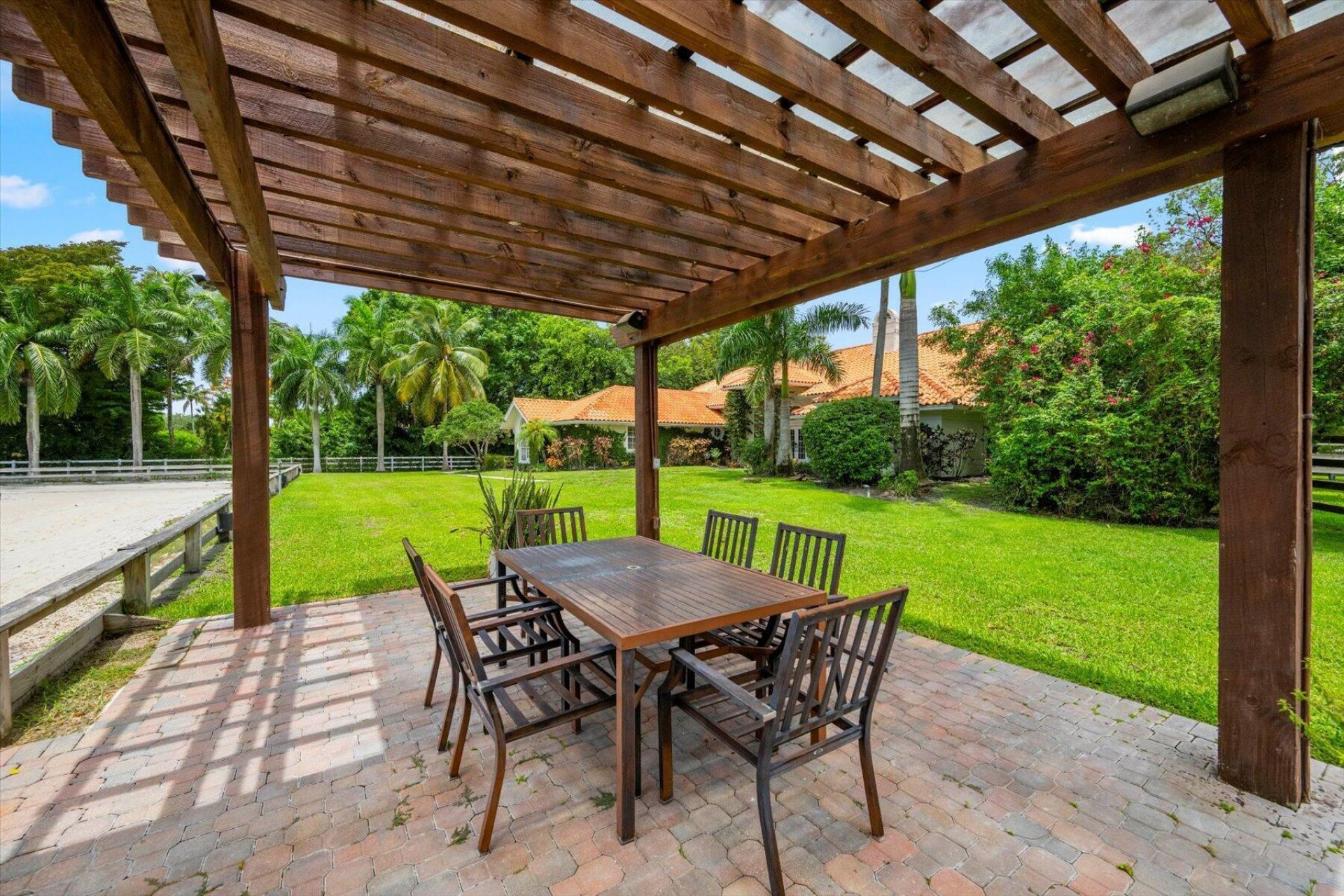 2439 Appaloosa Trail, Wellington, FL 33414 Photo