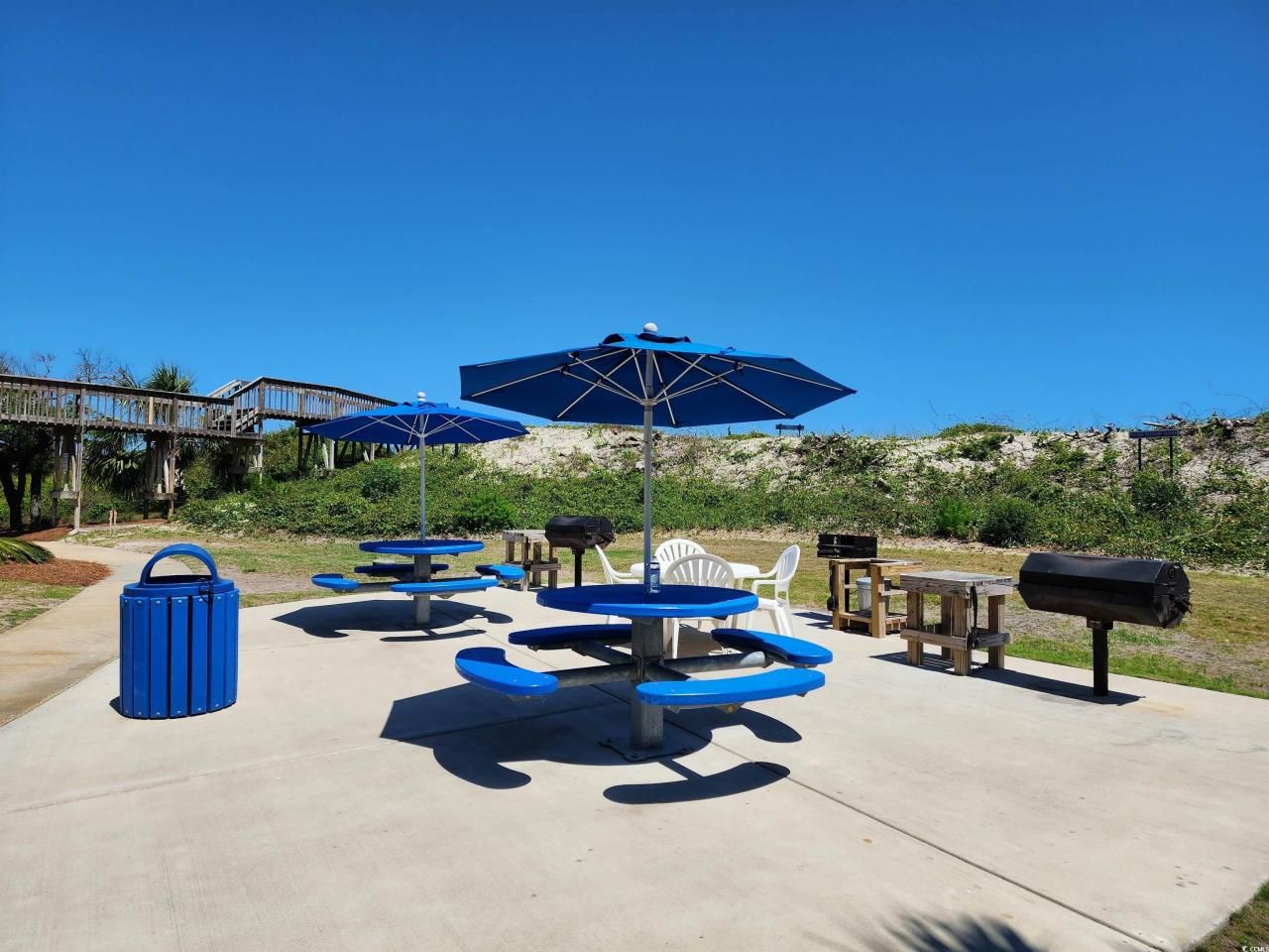 669 Retreat Beach Circle Photo 36