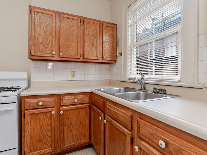 9-11-15 E Norwich Avenue, Columbus, OH 43201 Photo 26