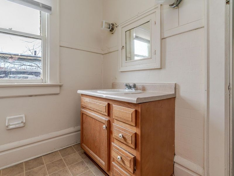 9-11-15 E Norwich Avenue, Columbus, OH 43201 Photo 32