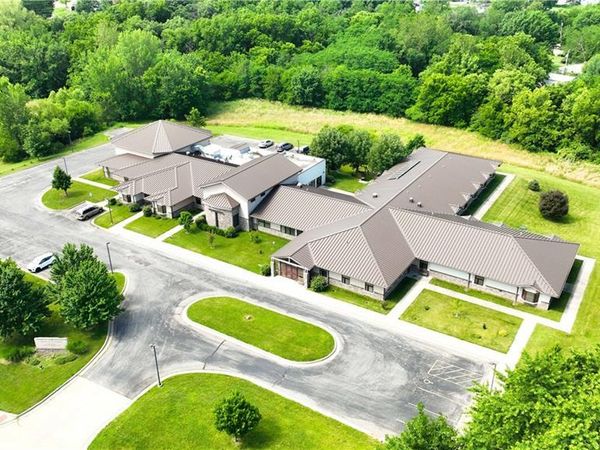 908 Franciscan Way, Savannah, MO 64485