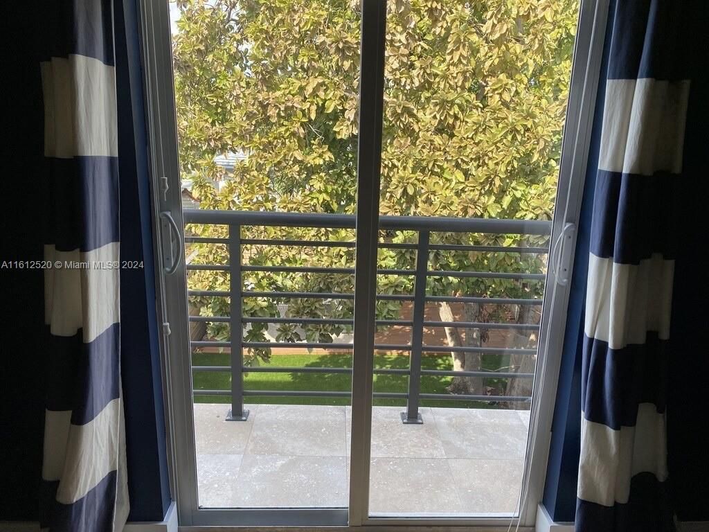 3445 SW 14th St, Unit 3445, Miami, FL 33145 Photo